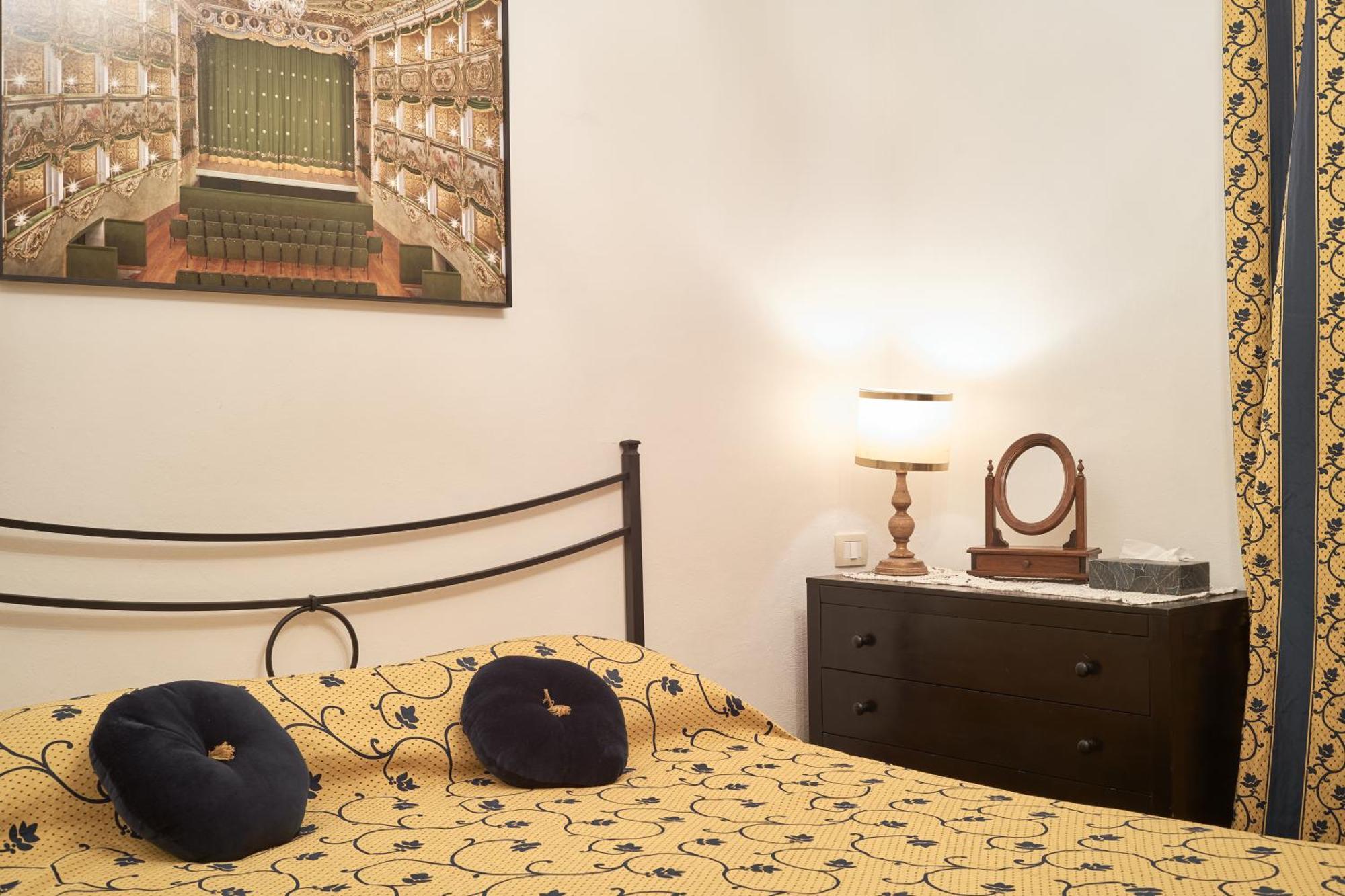 Ferienwohnung La Casa Fra La Storia E Il Mare Imperia Exterior foto